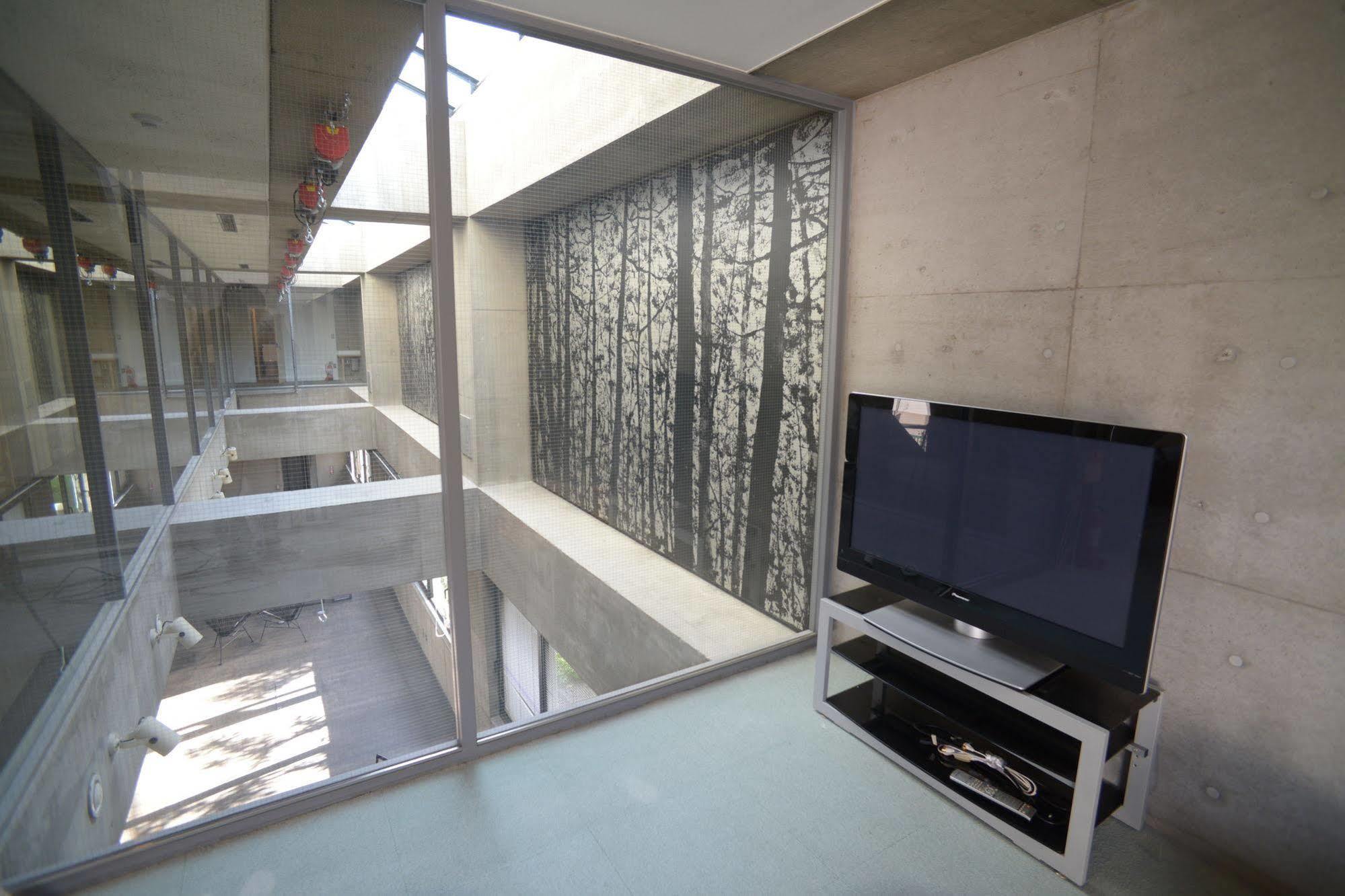 Artnshelter Hostel Tokyo Exterior photo