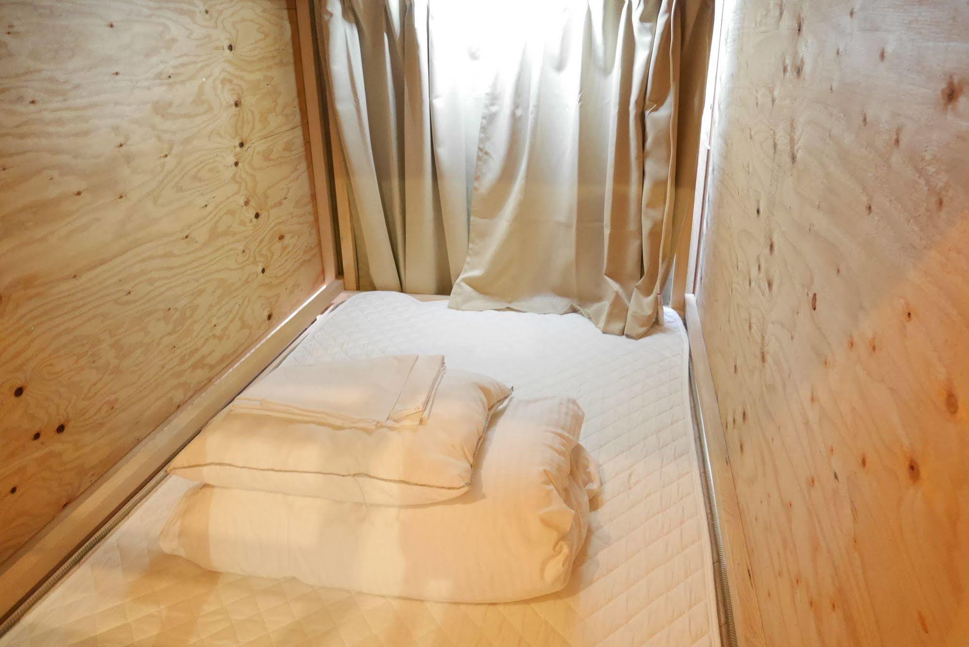 Artnshelter Hostel Tokyo Exterior photo
